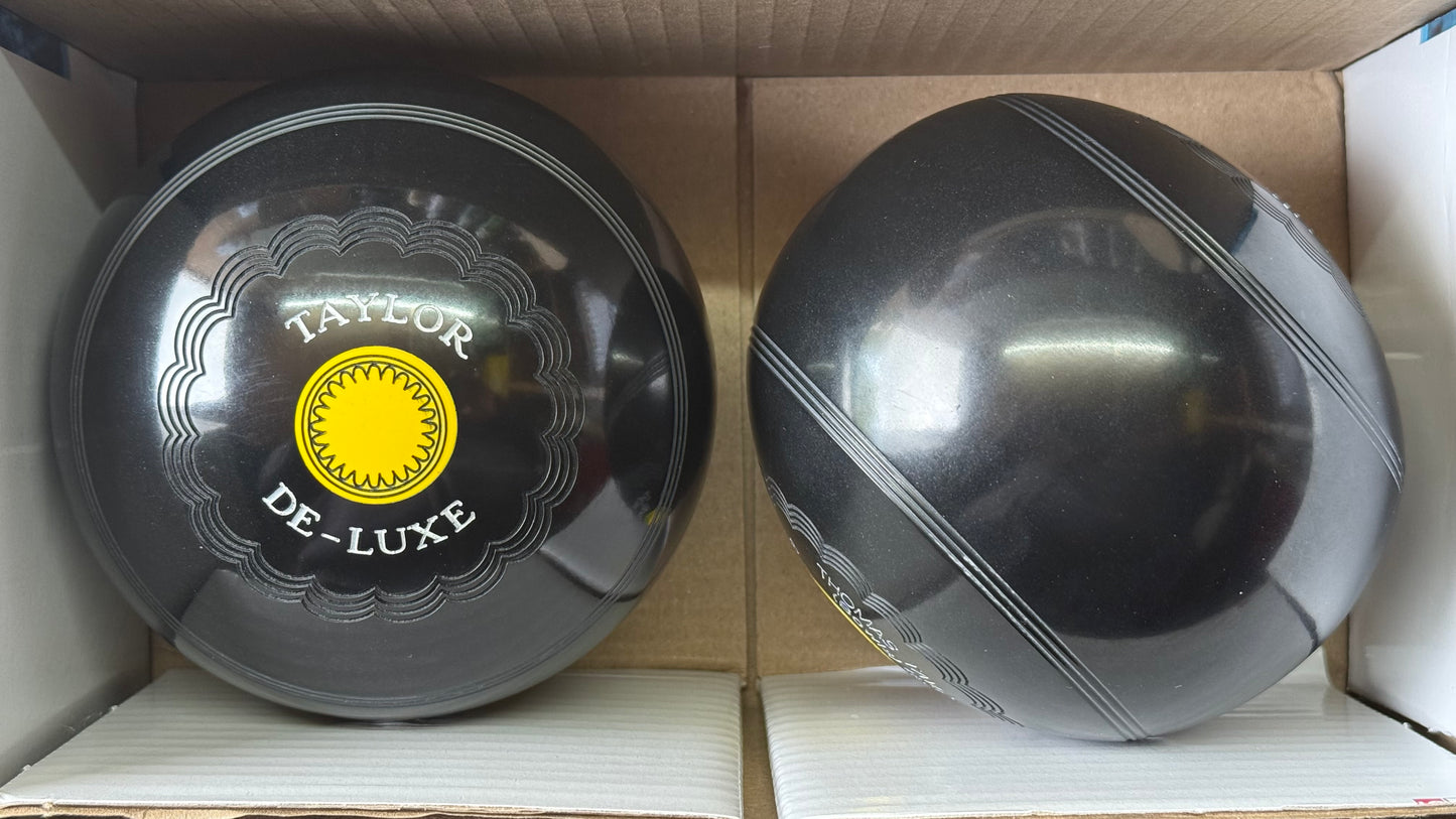 Taylor Deluxe - 2lb 8oz (Standard) - Black (Yellow Mounts) - 2 Full Bias