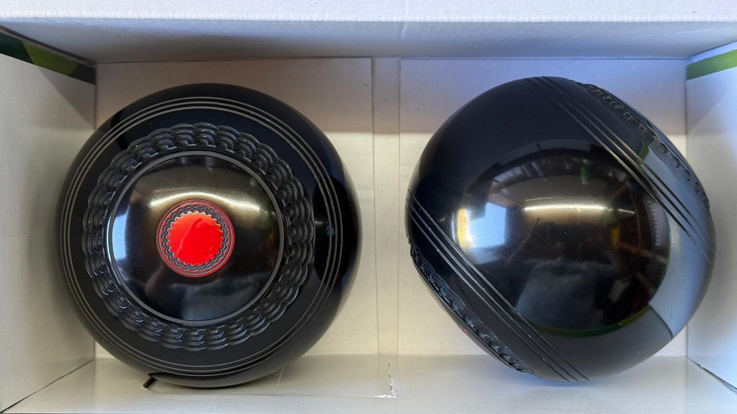 Drakes Pride Hi-Density Deluxe - 2lb 4oz - Black (Red Mounts) - 2 Full Bias