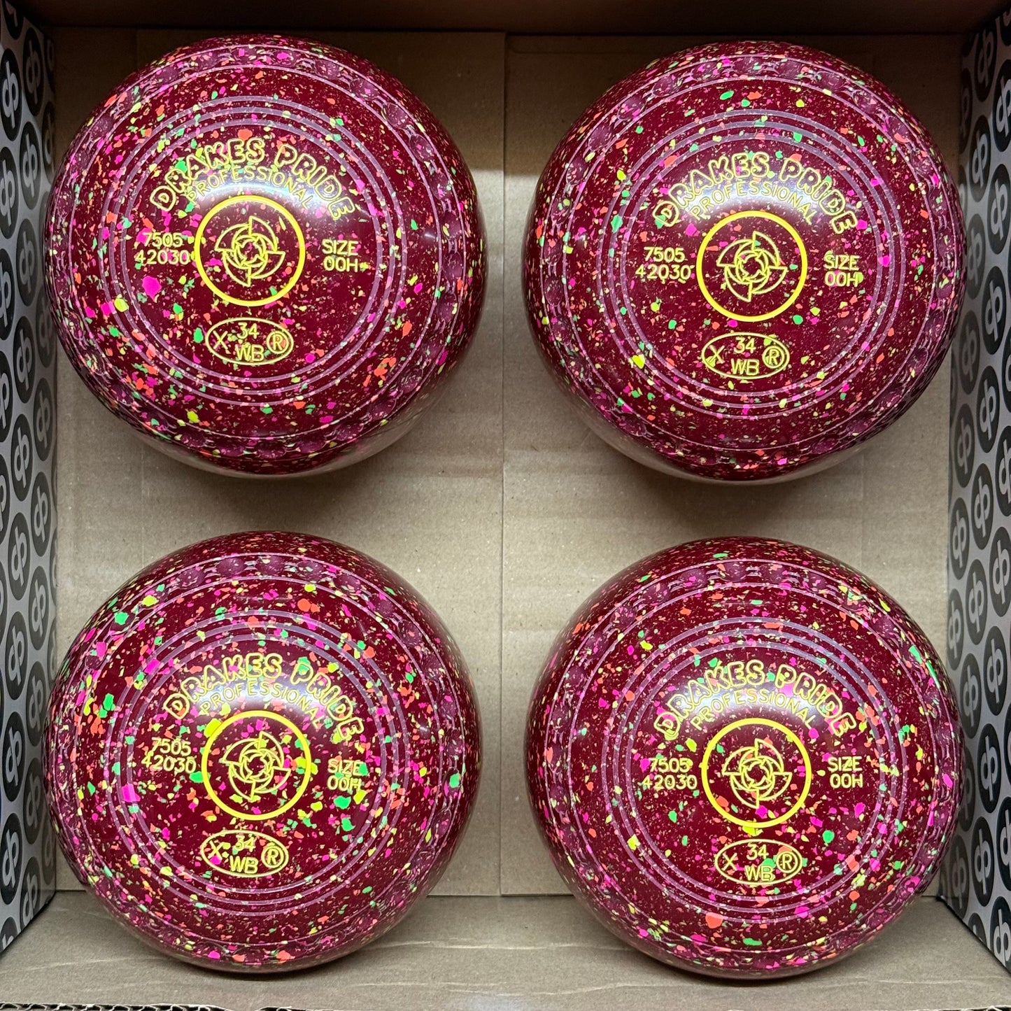 Drakes Pride Professional - Size 00H - Maroon Fluorescent Harlequin (Yellow Rings) - WB34 Stamp