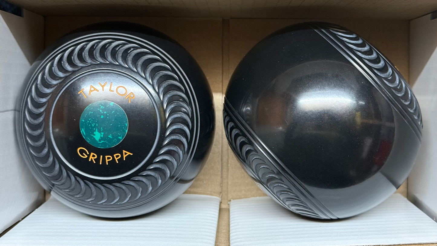 Taylor Grippa - 2lb 10oz (High Density) - Black (Dark Green/Green Mounts) - 2 Full Bias