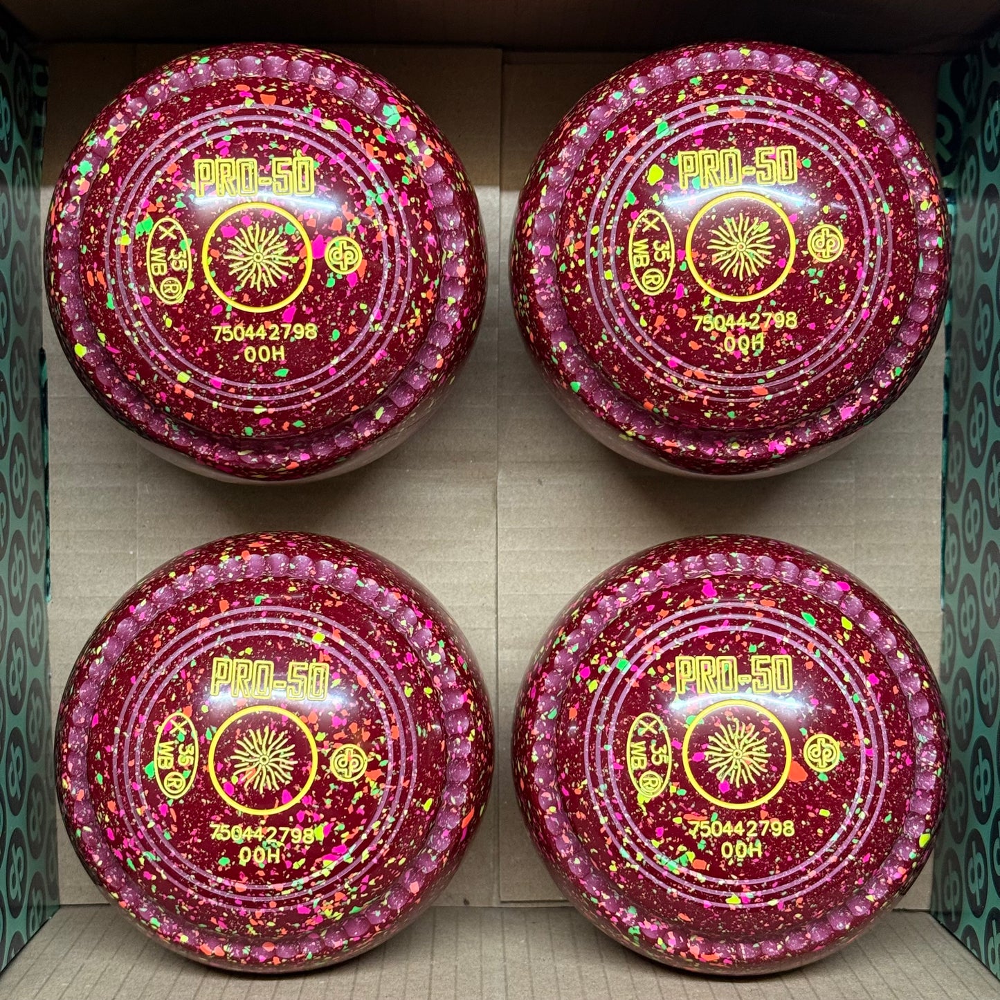 Drakes Pride PRO-50 - Size 00H - Maroon Fluorescent Harlequin (Yellow Rings) - WB35 Stamp