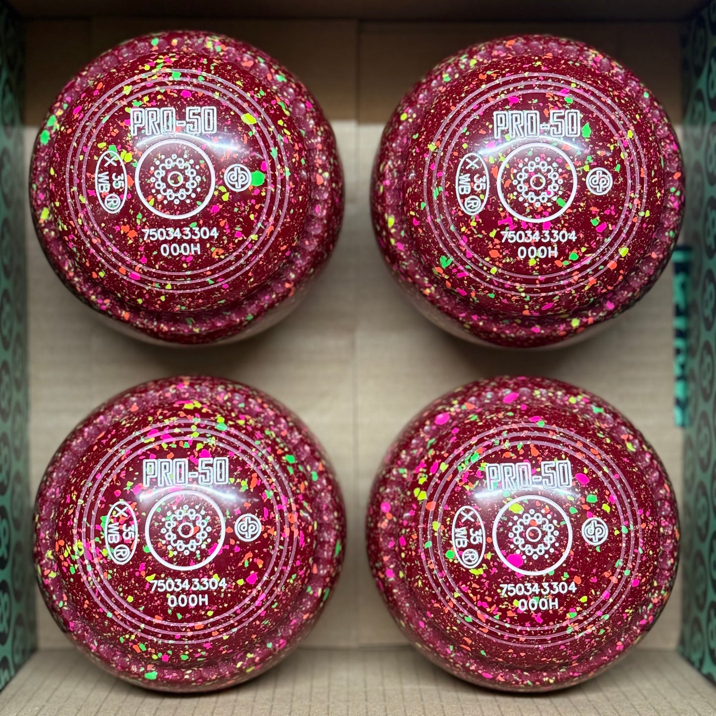 Drakes Pride PRO-50 - Size 000H - Maroon Fluorescent Harlequin (White Rings) - WB35 Stamp