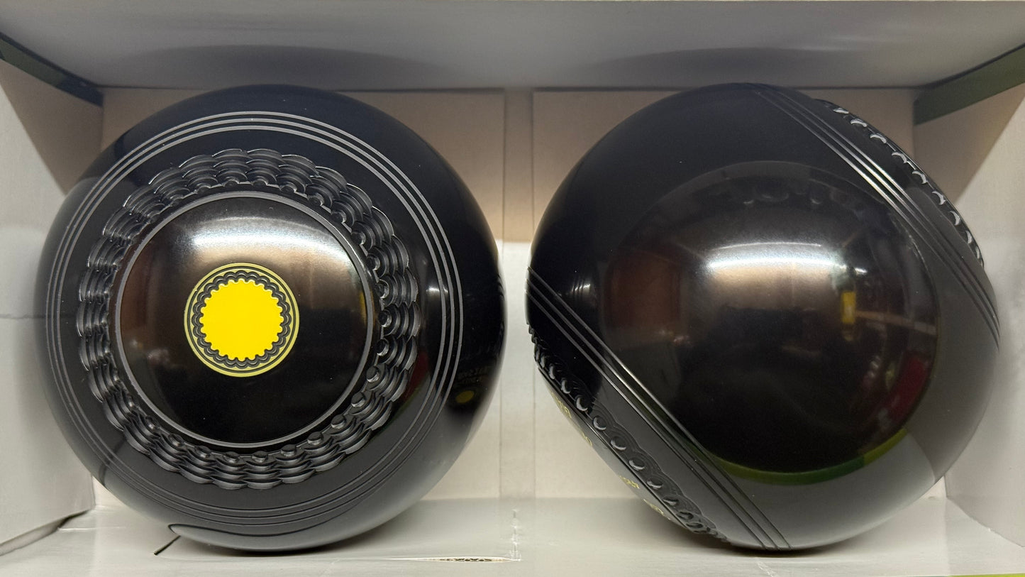 Drakes Pride Deluxe - 2lb 8oz - Black (Yellow Mounts) - 2 Full Bias