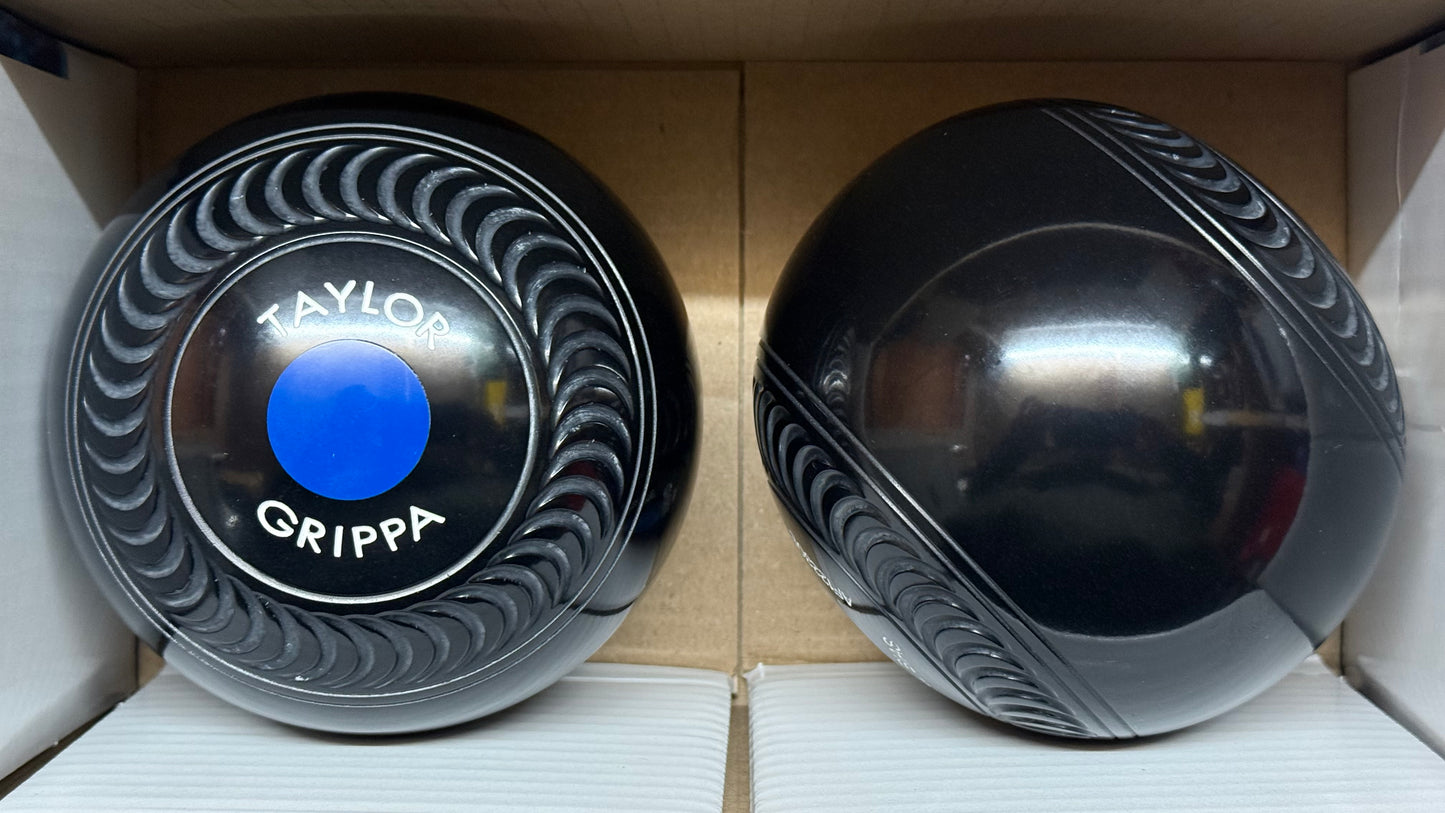 Taylor Grippa - 2lb 6oz (Standard) - Black (Dark Blue Mounts) - 2 Full Bias