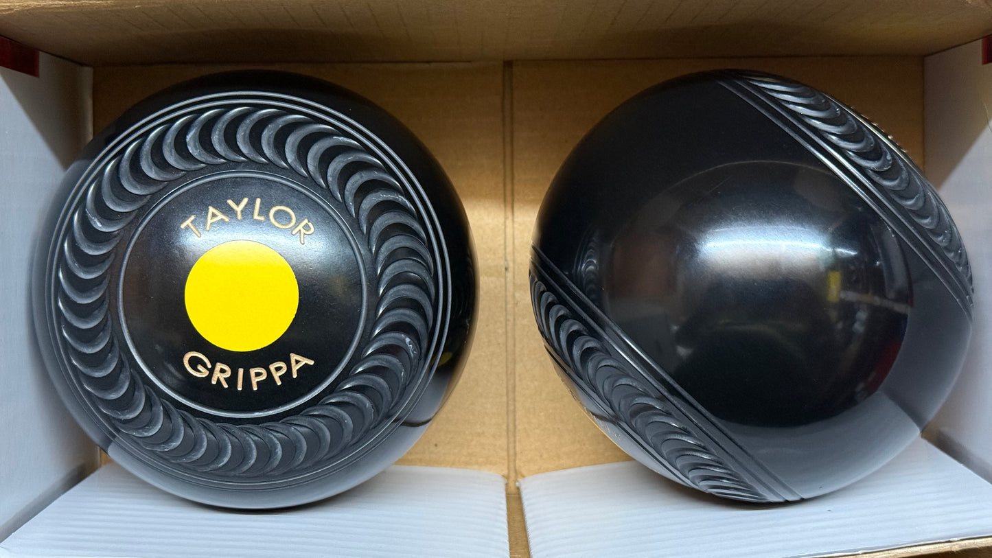 Taylor Grippa - 2lb 4oz (Standard) - Black (Yellow Mounts) - 2 Full Bias