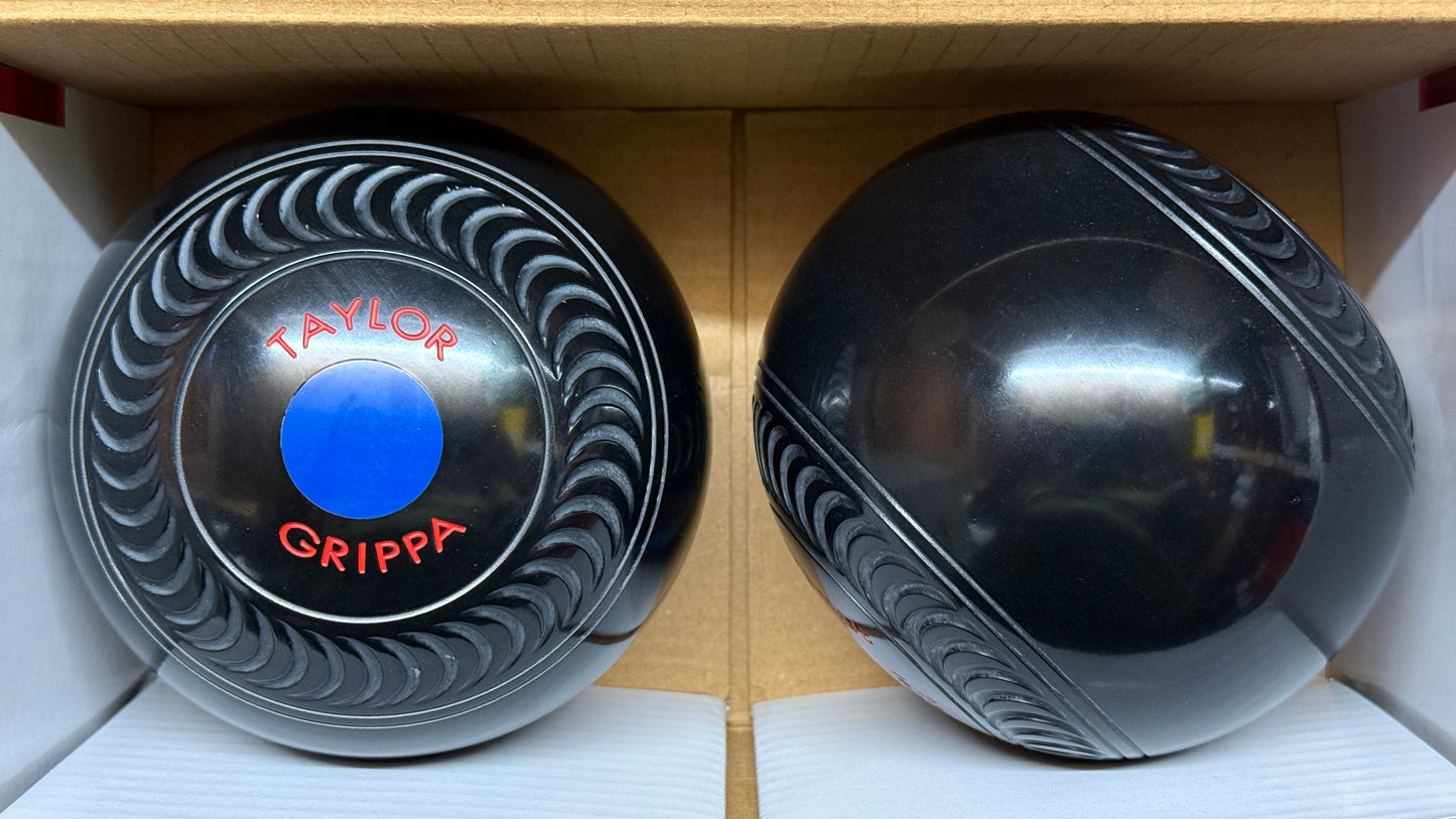 Taylor Grippa - 2lb 10oz (High Density) - Black (Dark Blue Mounts) - 2 Full Bias