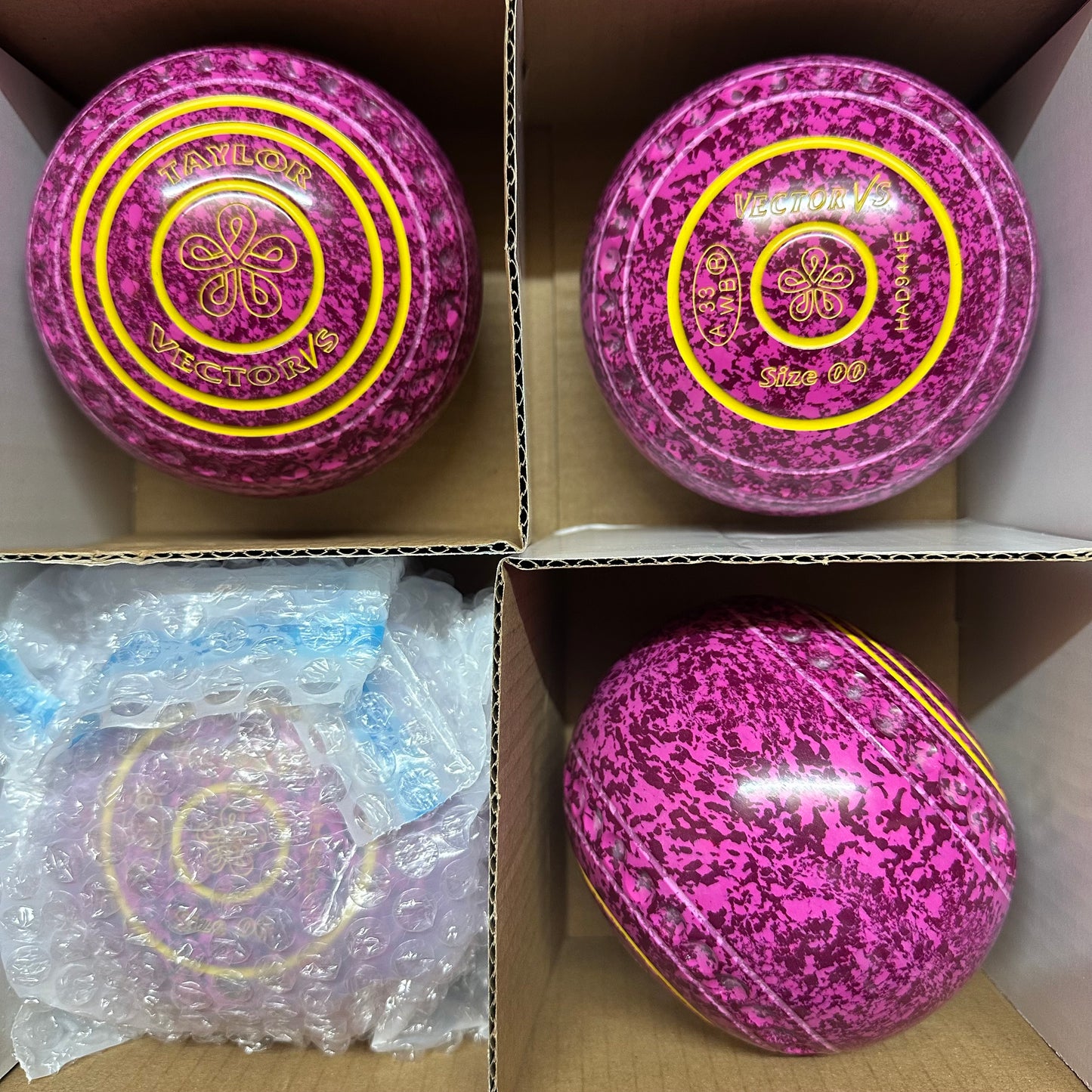 Taylor Vector VS - Size 00 - Raspberry Ripple (Yellow Rings) - WB33 Stamp