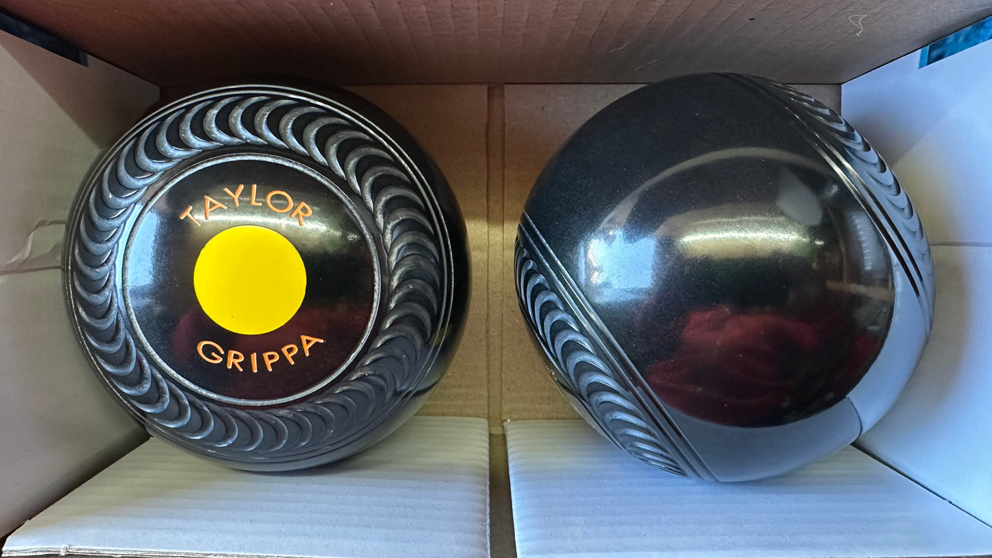 Taylor Grippa - 2lb 8oz (High Density) - Black (Yellow Mounts) - 2 Full Bias
