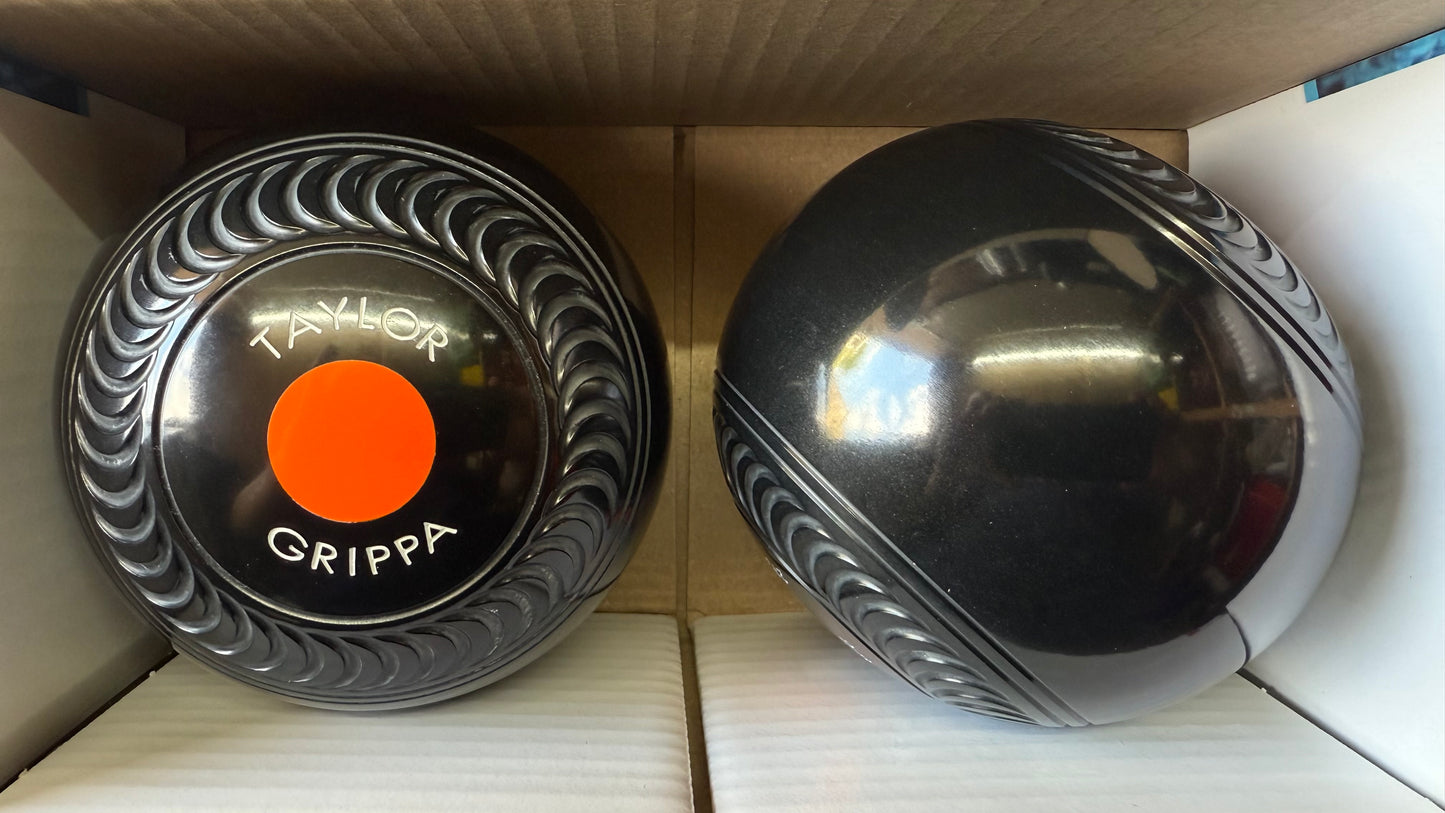 Taylor Grippa - 2lb 8oz (Standard) - Black (Orange Mounts) - 2 Full Bias
