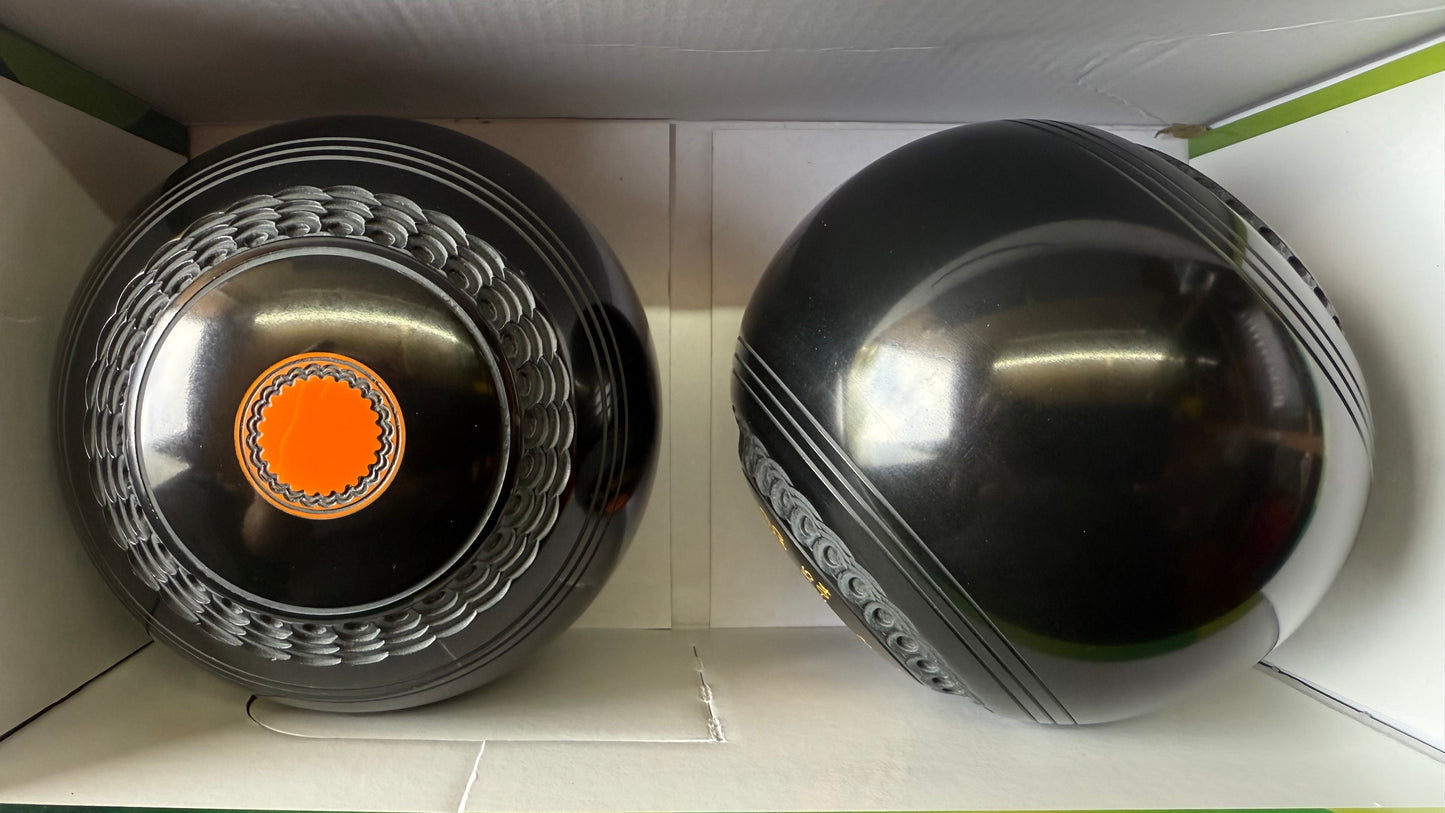 Drakes Pride Deluxe - 2lb 4oz - Black (Orange Mounts) - 2 Full Bias