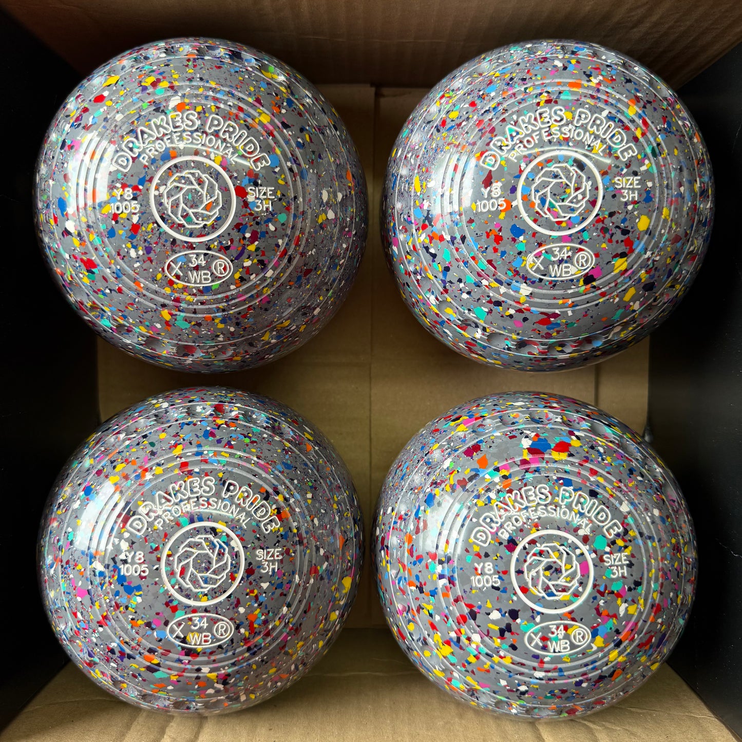 Drakes Pride Professional - Size 3H - Grey Harlequin (White Rings) - WB34 Stamp
