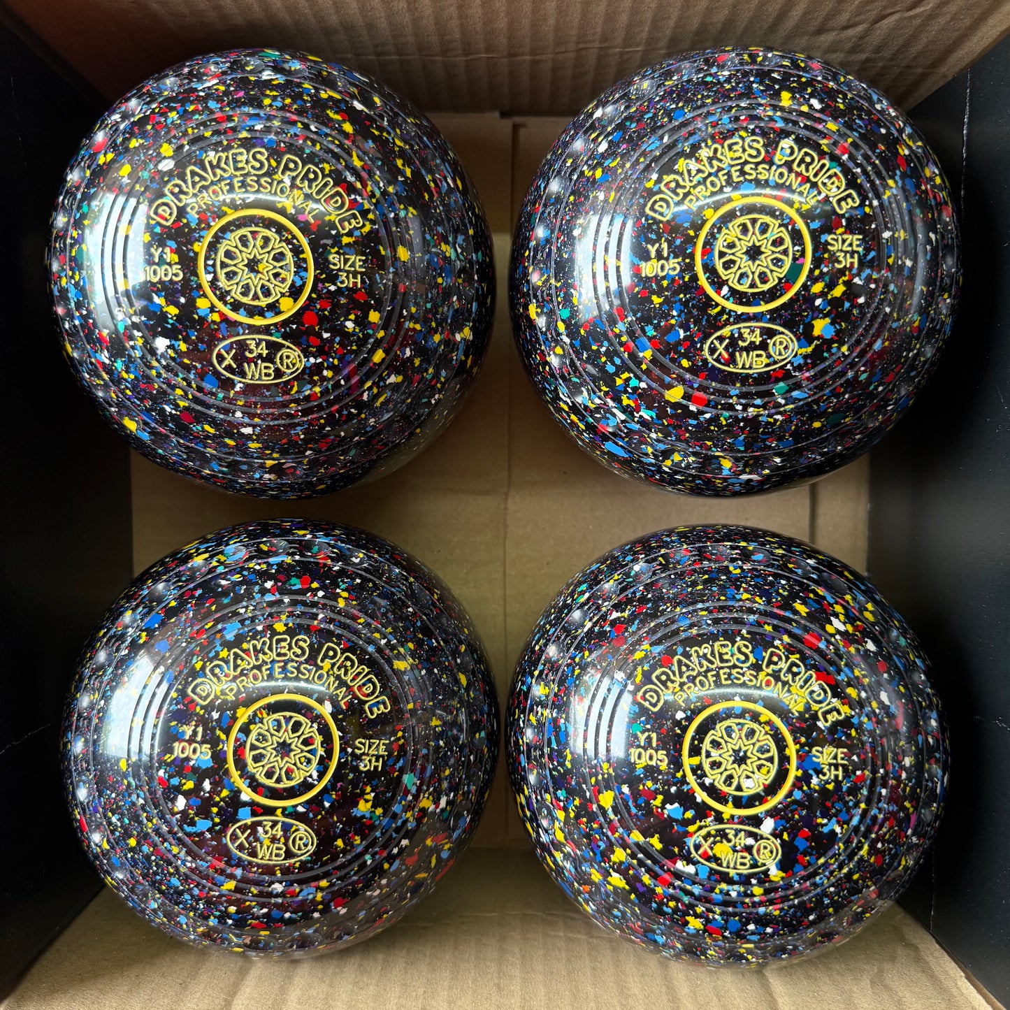 Drakes Pride Professional - Size 3H - Black Harlequin (Yellow Rings) - WB34 Stamp
