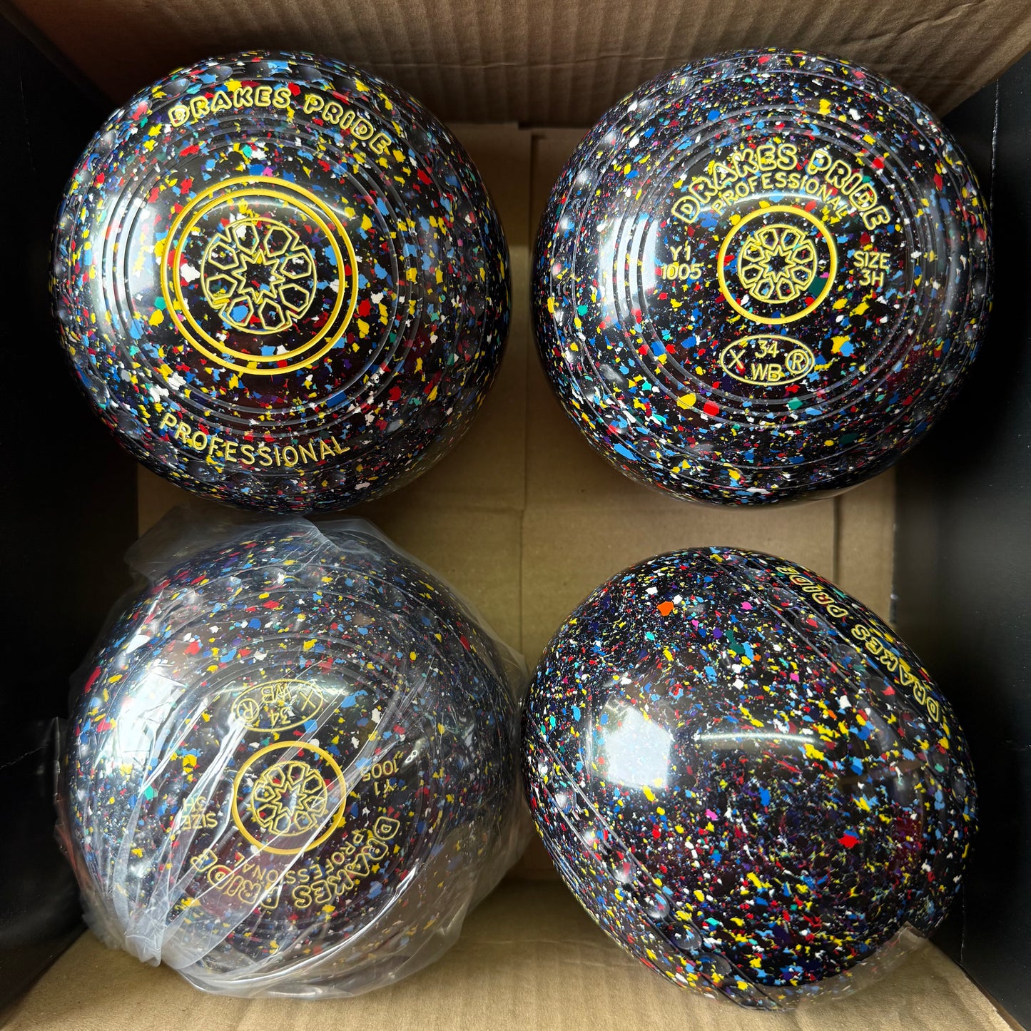 Drakes Pride Professional - Size 3H - Black Harlequin (Yellow Rings) - WB34 Stamp
