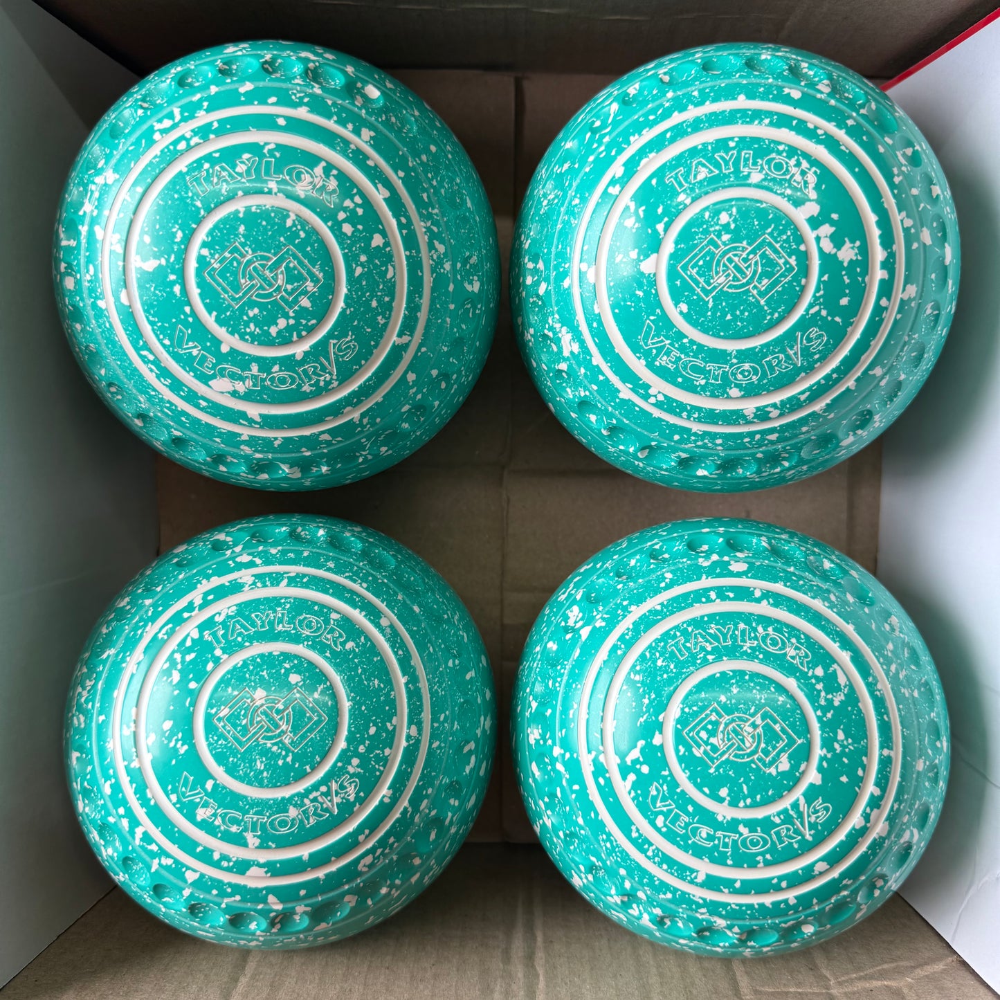 UB2610 Taylor Vector VS - Mint/White - Size 0 Heavy (Progrip) - WB33 Stamp