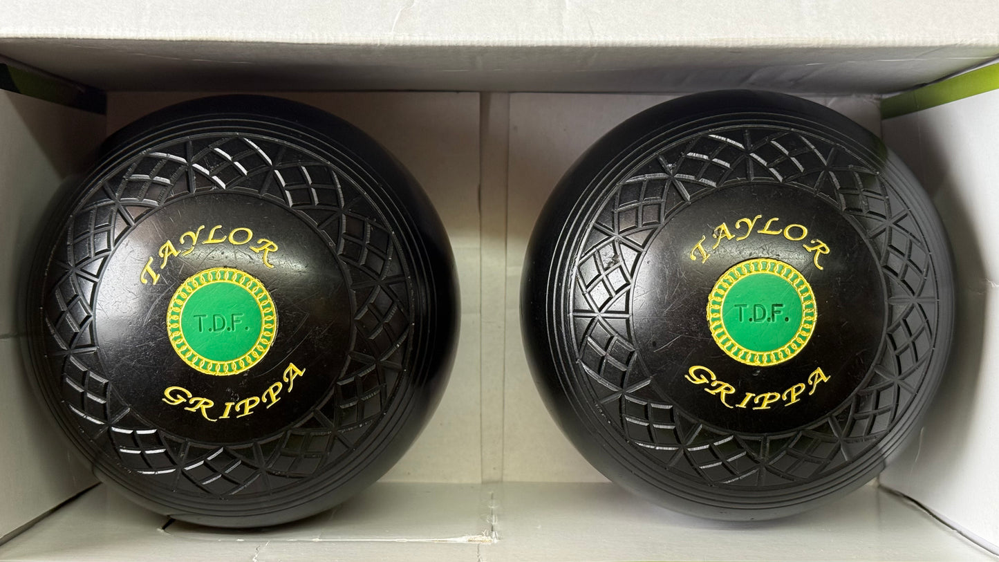 UB2654 Taylor Grippa (Hatch Grip) - Black - 2lb 8oz Standard