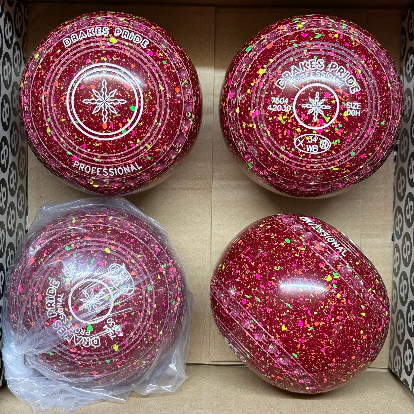 Drakes Pride Professional - Size 00H - Maroon Fluorescent Harlequin (White Rings) - WB34 Stamp