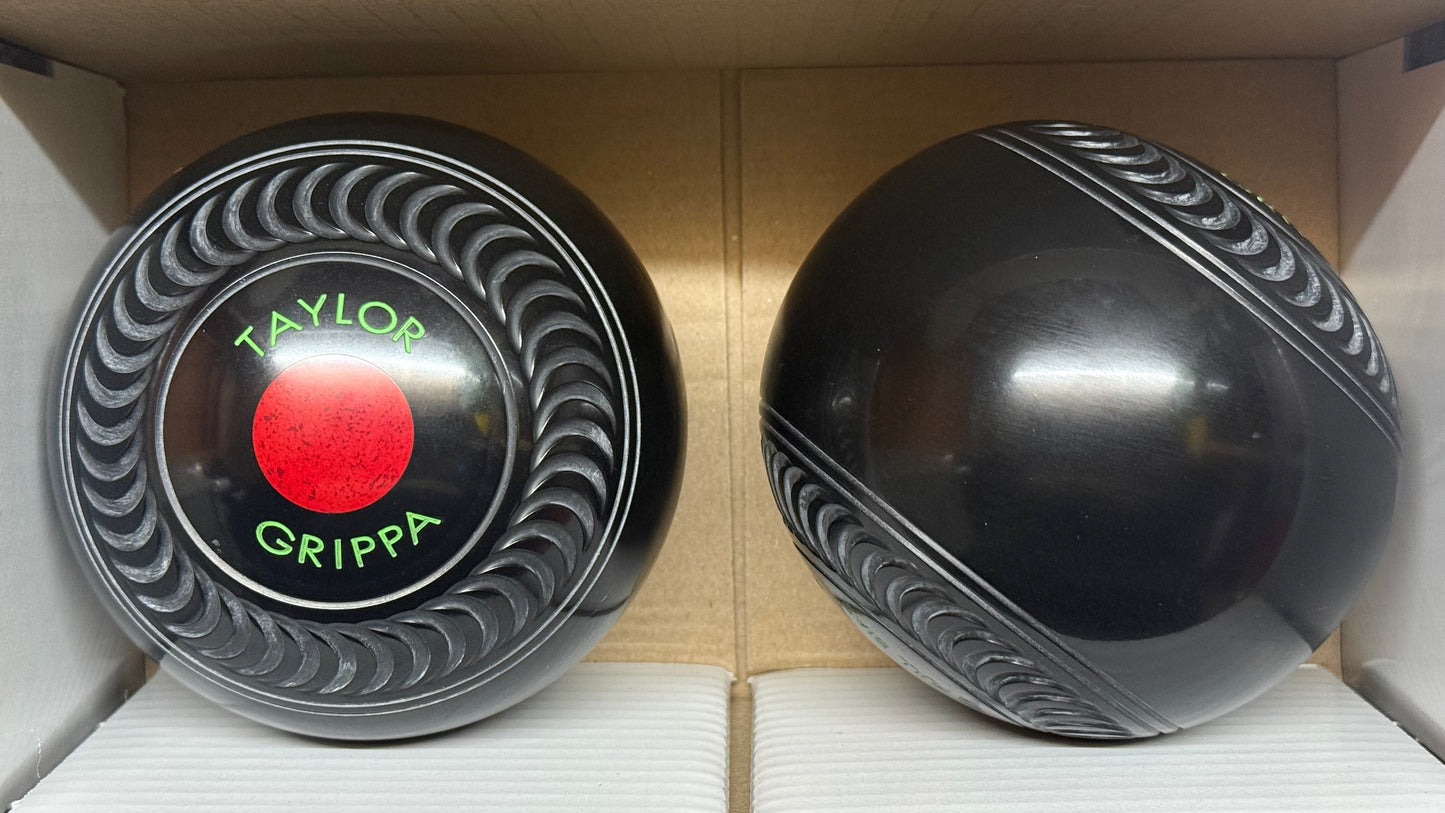 Taylor Grippa - 2lb 4oz (Standard) - Black (Red Spk. Mounts) - 2 Full Bias