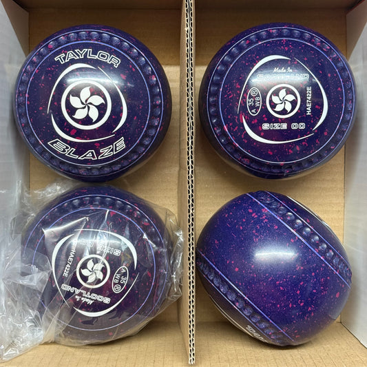 Taylor Blaze - Size 00 - Dark Blue/Magenta (White Rings) - WB35 Stamp