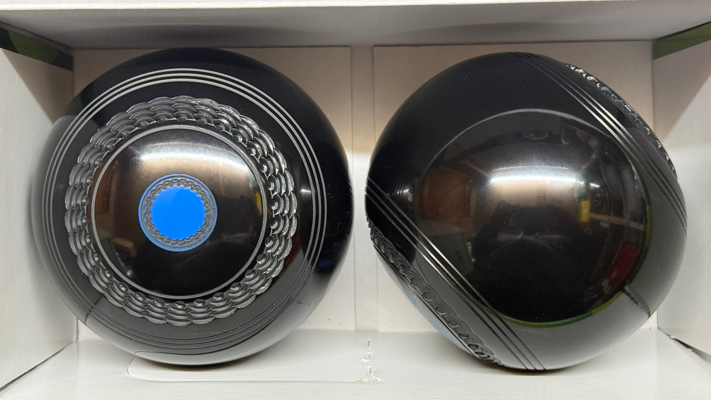 Drakes Pride Deluxe - 2lb 8oz - Black (Blue Mounts) - 2 Full Bias