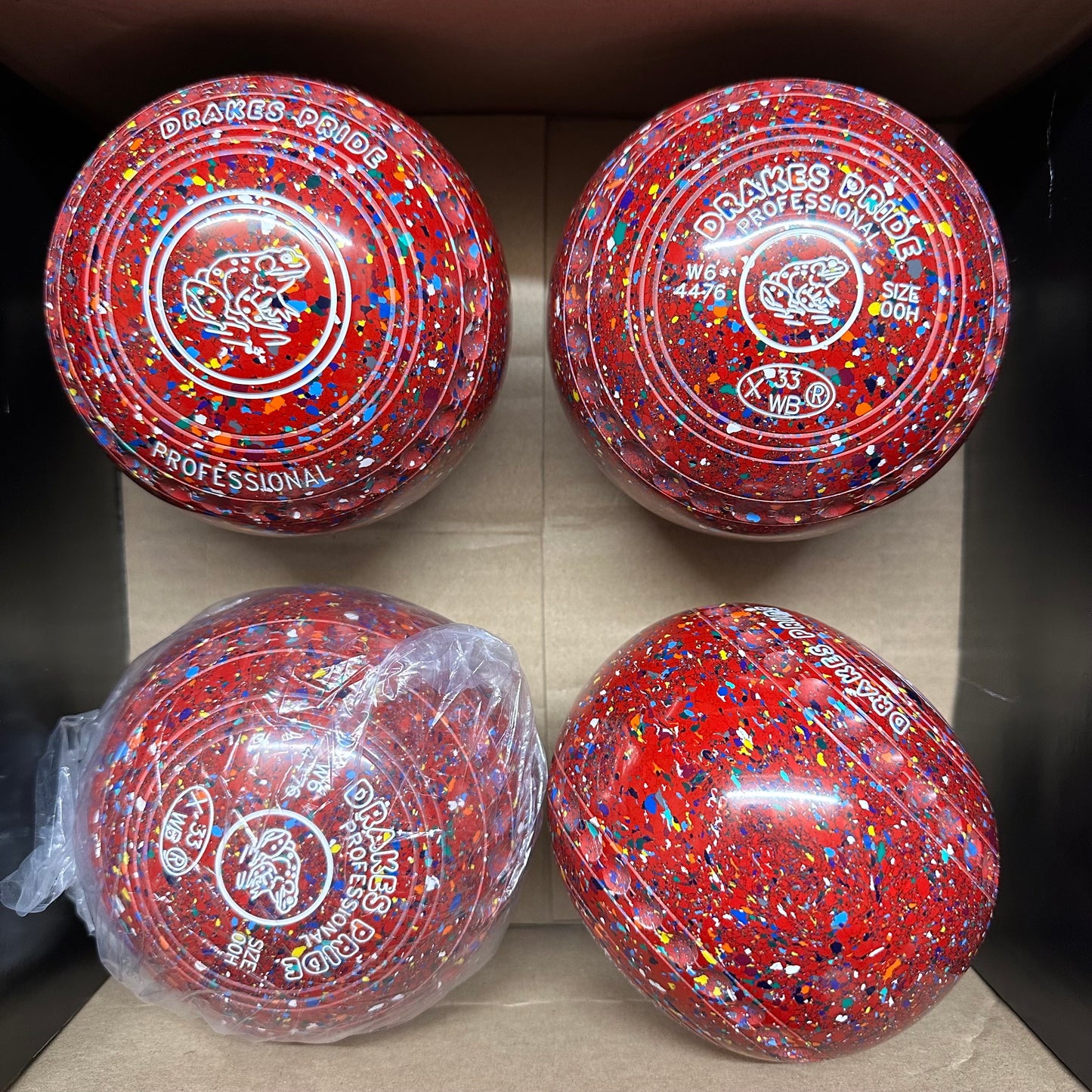 Drakes Pride Professional - Size 00H - Red Harlequin (White Rings) - WB33 Stamp