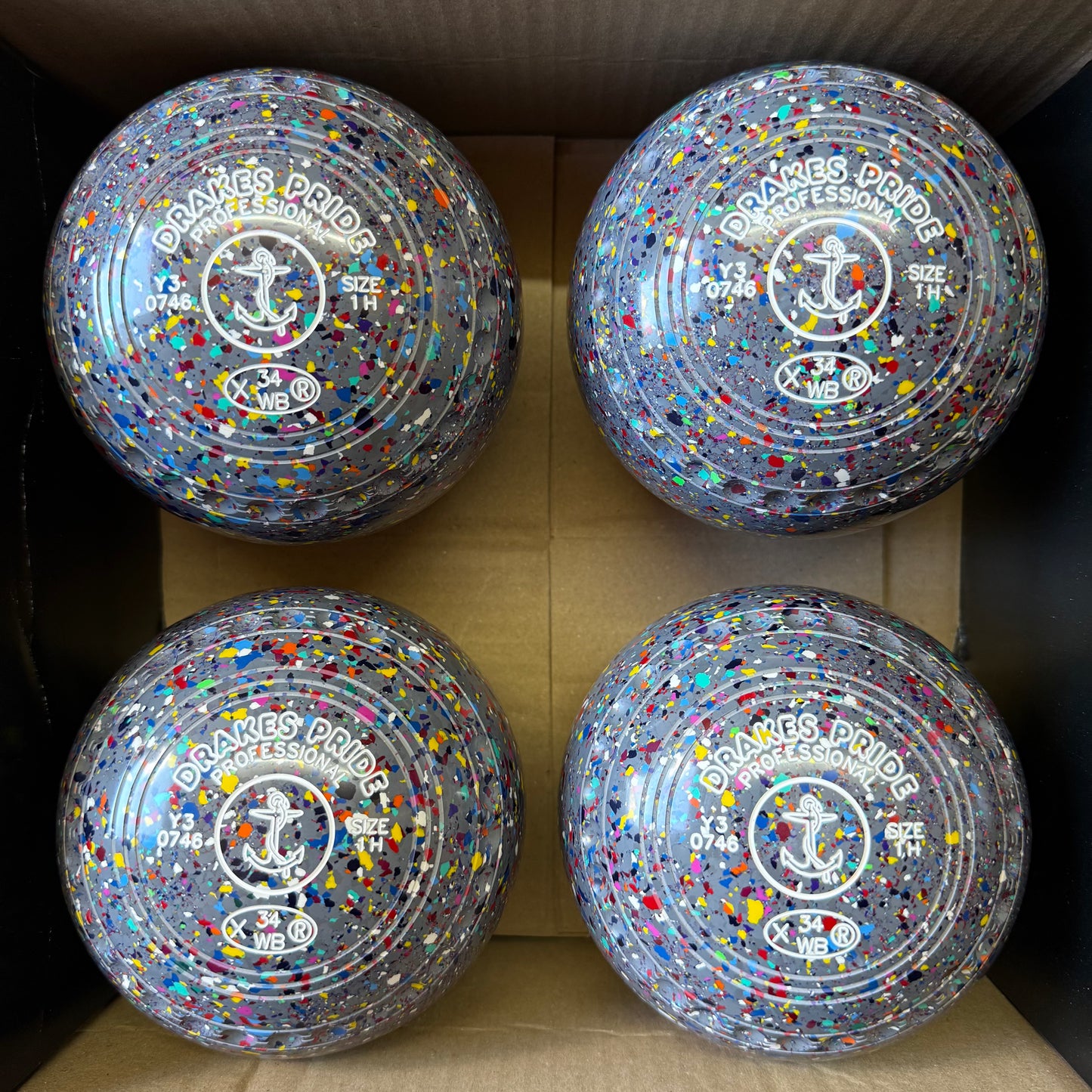 Drakes Pride Professional - Size 1H - Grey Harlequin (White Rings) - WB34 Stamp