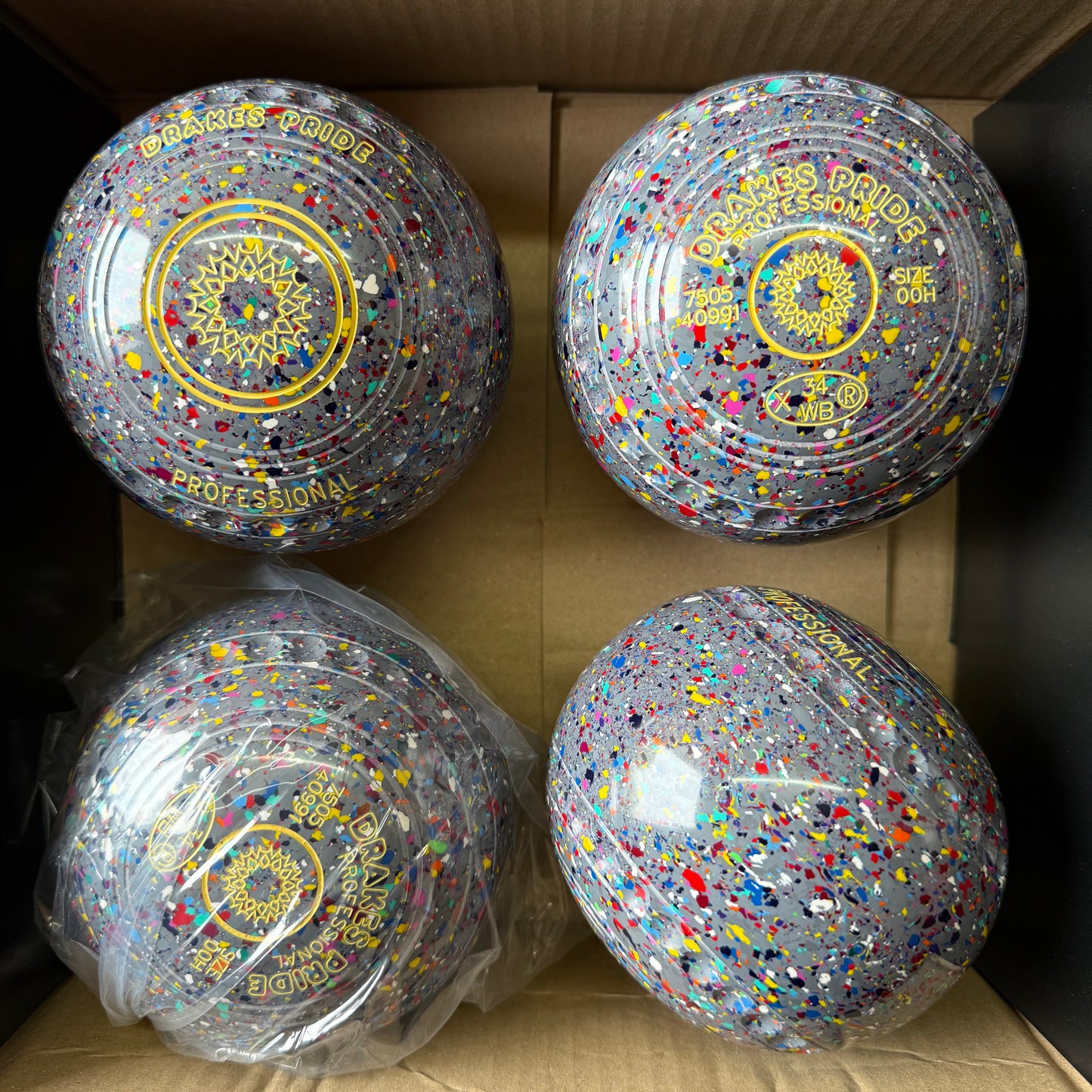 Drakes Pride Professional - Size 00H - Grey Harlequin (Yellow Rings) - WB34 Stamp