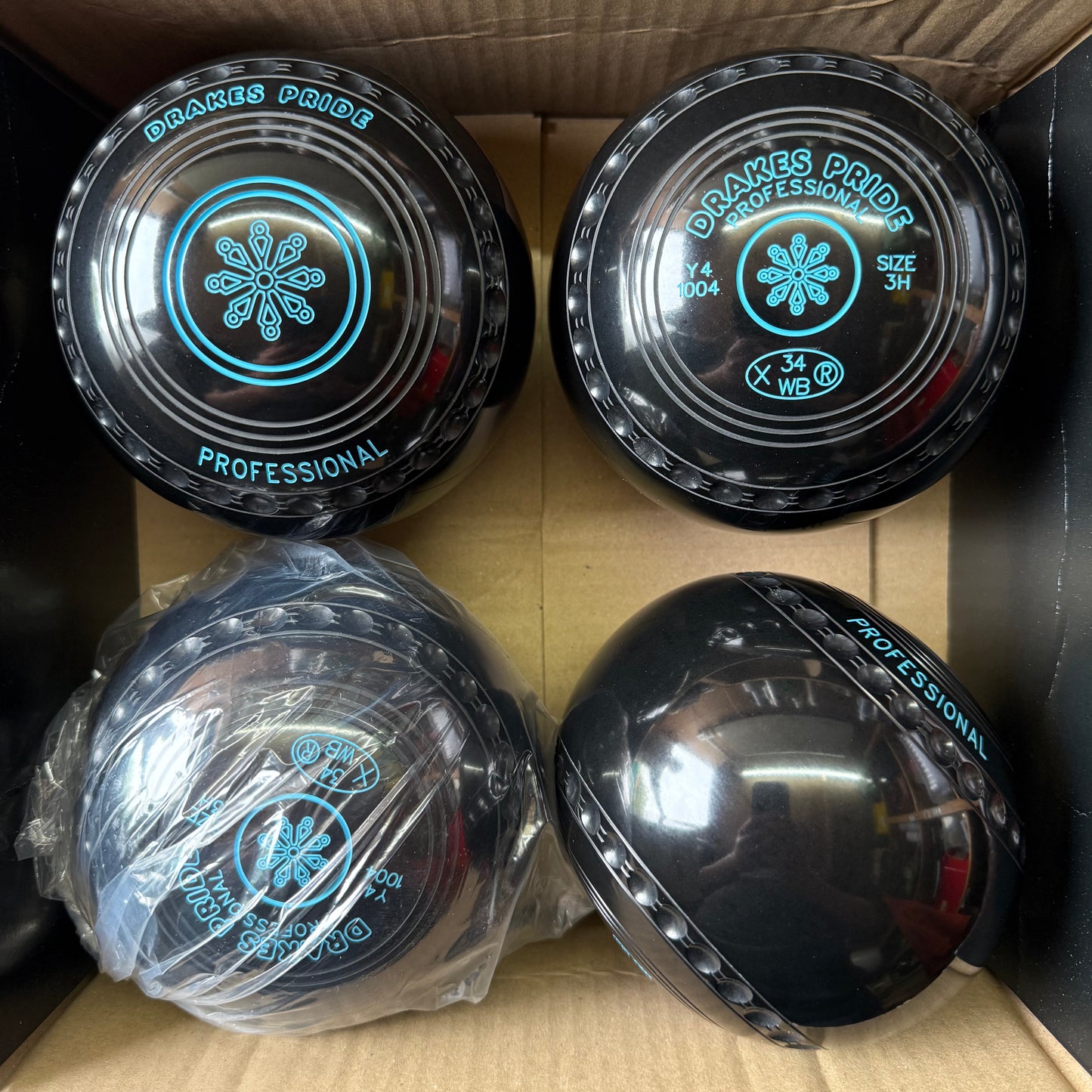 Drakes Pride Professional - Size 3H - Black (Blue Rings) - WB34 Stamp
