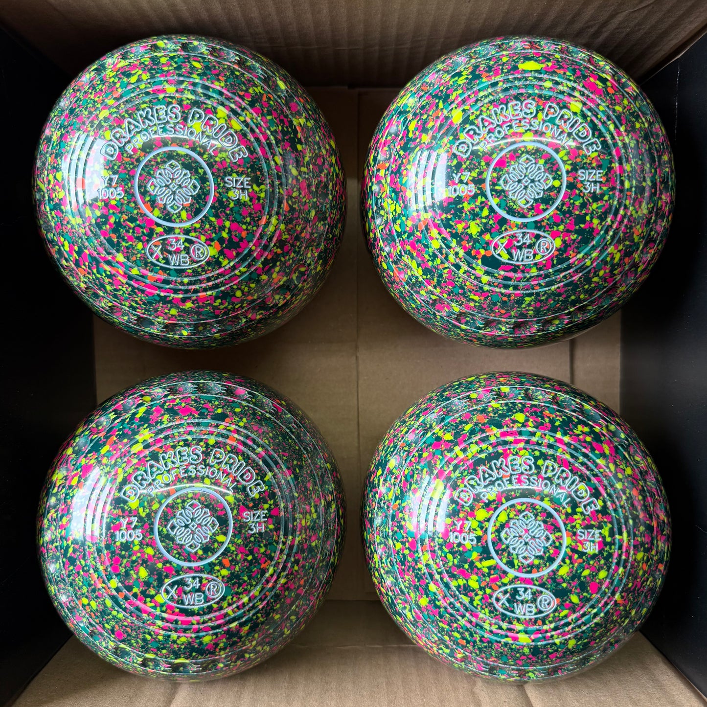 Drakes Pride Professional - Size 3H - Dark Green/Green Fluorescent Harlequin (Blue Rings) - WB34 Stamp