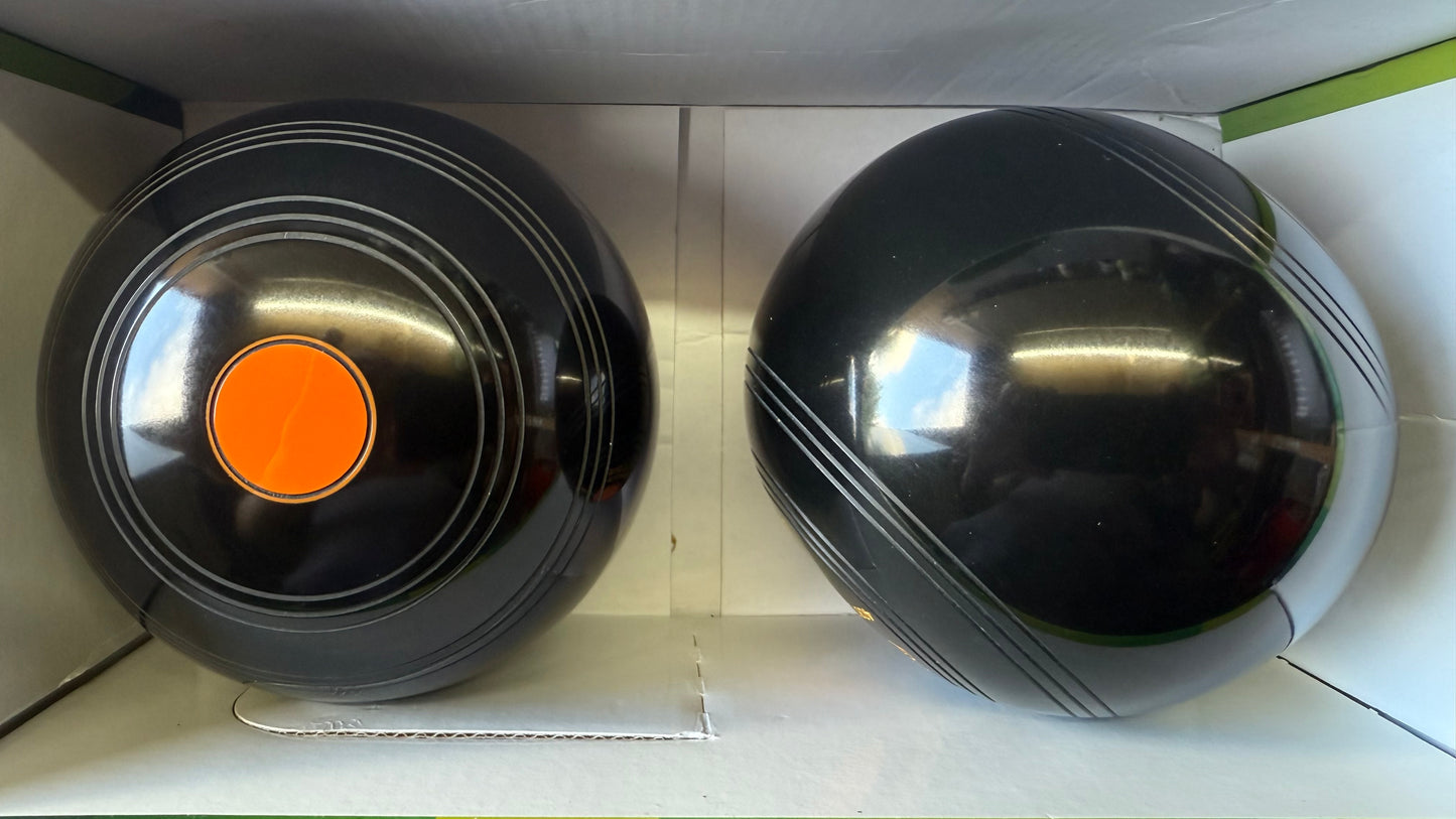 Drakes Pride Richmond - 2lb 4oz - Black (Orange Mounts) - 2 Full Bias