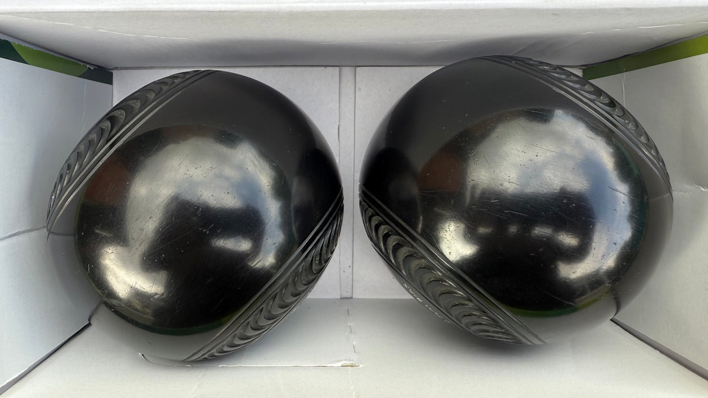 UB2655 Taylor Grippa - Black - 2lb 10oz Hi Density