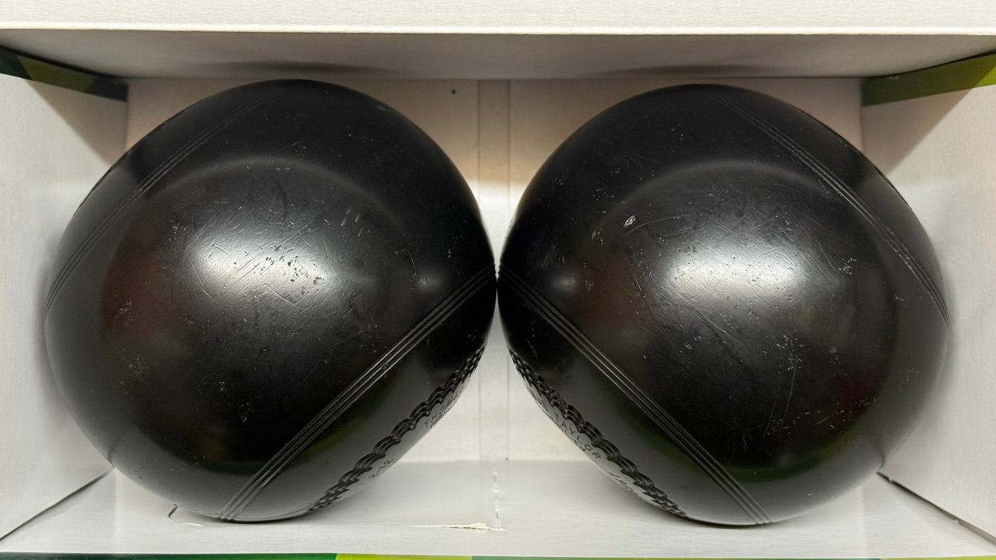 UB2713 Taylor Deluxe (U Reg) - Black - 2lb 12oz Standard