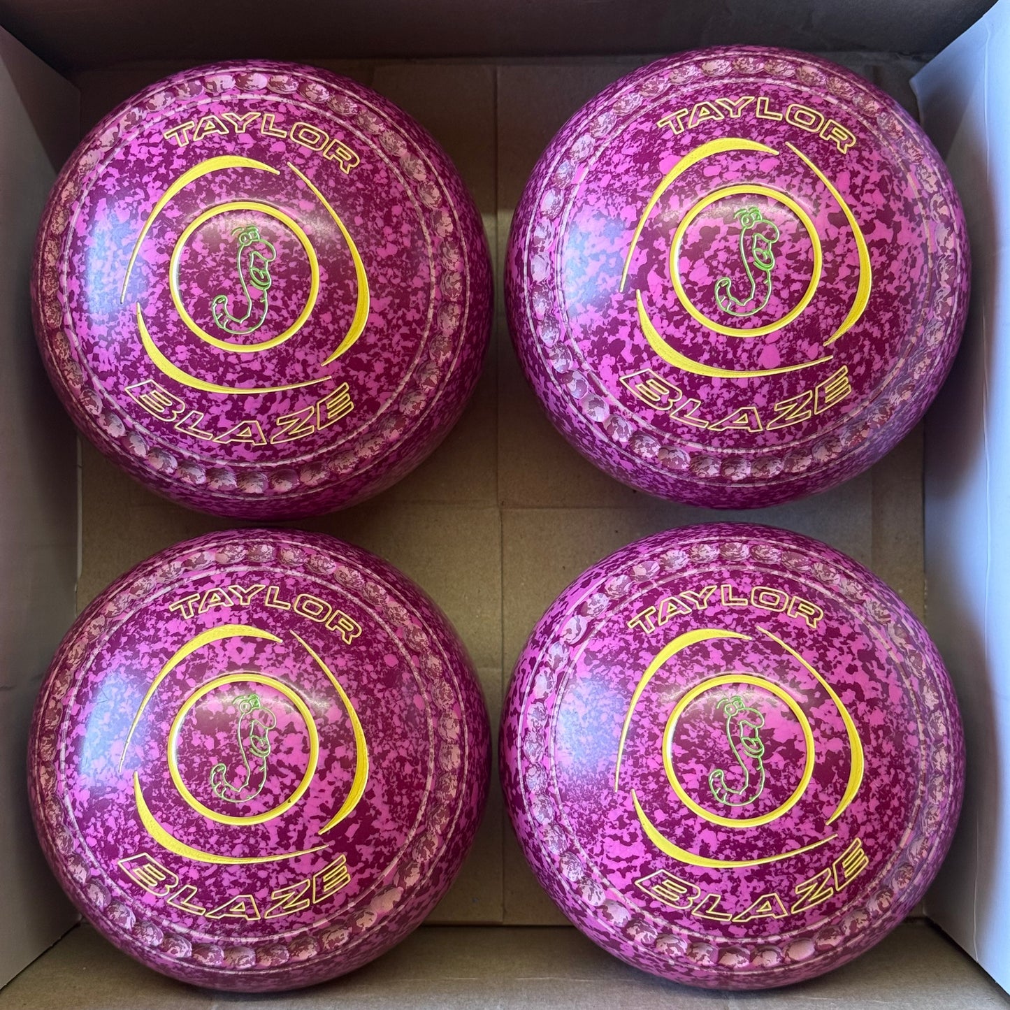 UB2807 Taylor Blaze - Raspberry Ripple - Size 3 Heavy - WB21 Stamp