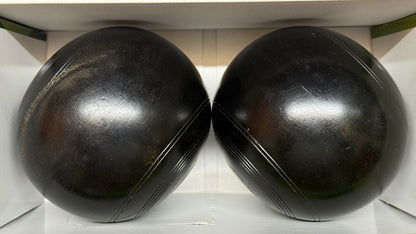 UB2895 Henselite (no model name) Bias 3 (PAIR) - Black - Size 1 Medium - AUS65 Stamp